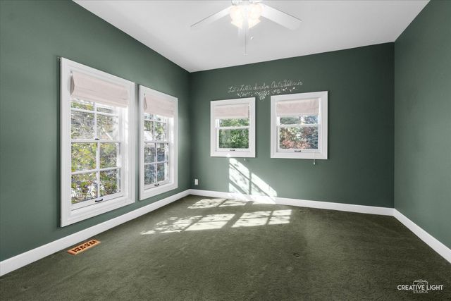 21 N Lincoln Street, Batavia, IL 60510