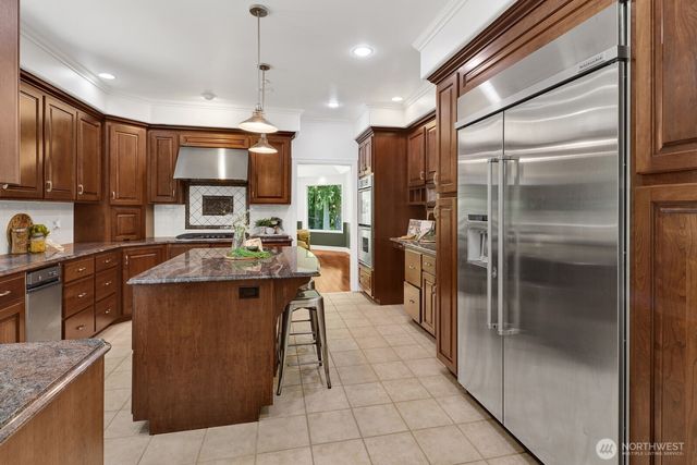 4921 Zander Drive, Bellingham, WA 98226