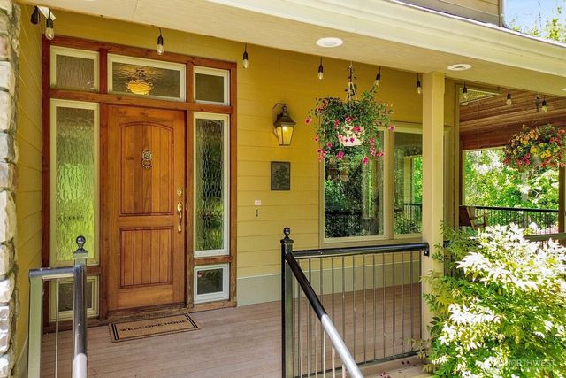 4921 Zander Drive, Bellingham, WA 98226