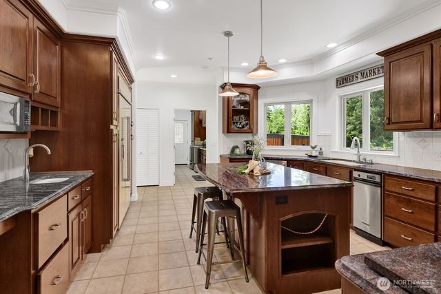 4921 Zander Drive, Bellingham, WA 98226