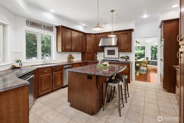 4921 Zander Drive, Bellingham, WA 98226