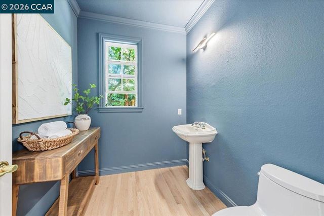 4 Wing Set Pl, Alamo, CA 94507