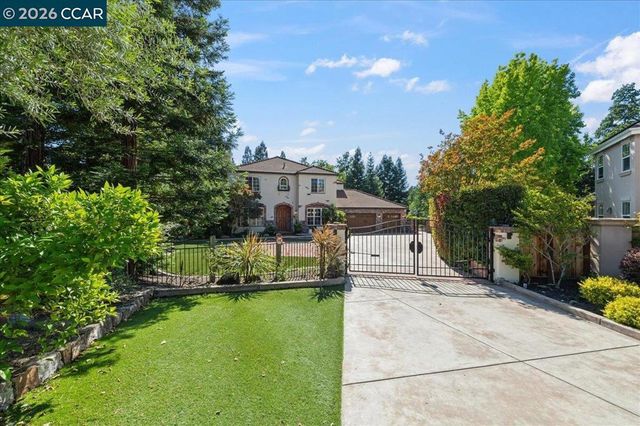 4 Wing Set Pl, Alamo, CA 94507