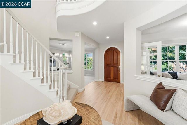4 Wing Set Pl, Alamo, CA 94507