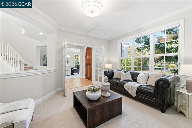 4 Wing Set Pl, Alamo, CA 94507