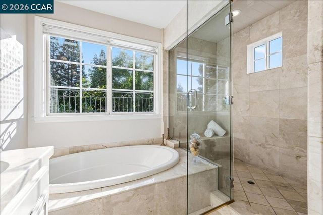 4 Wing Set Pl, Alamo, CA 94507