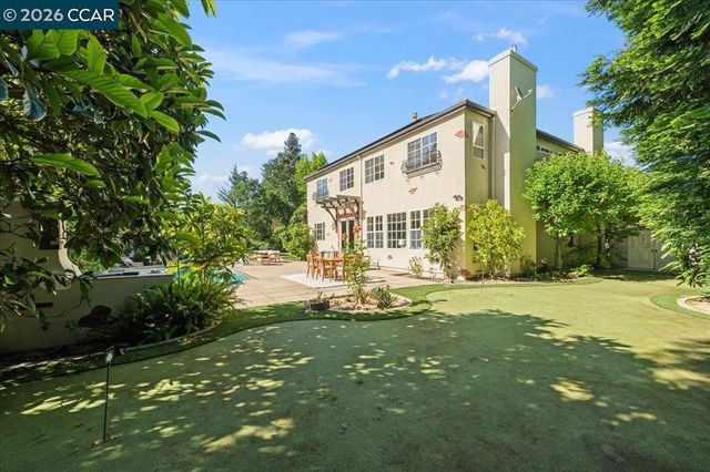 4 Wing Set Pl, Alamo, CA 94507