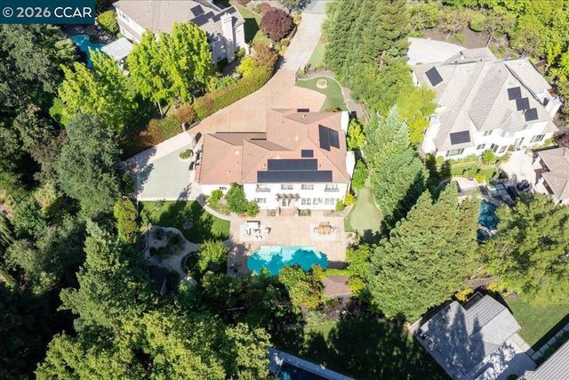 4 Wing Set Pl, Alamo, CA 94507