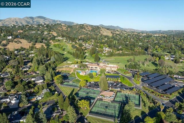 4 Wing Set Pl, Alamo, CA 94507