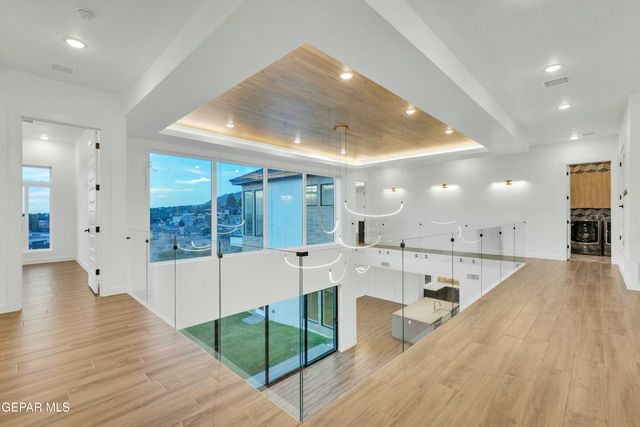 884 West Gate, El Paso, TX 79932