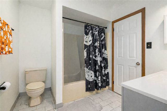 420 Spring Run Dr, Monroeville, PA 15146