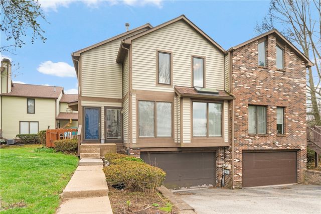 420 Spring Run Dr, Monroeville, PA 15146