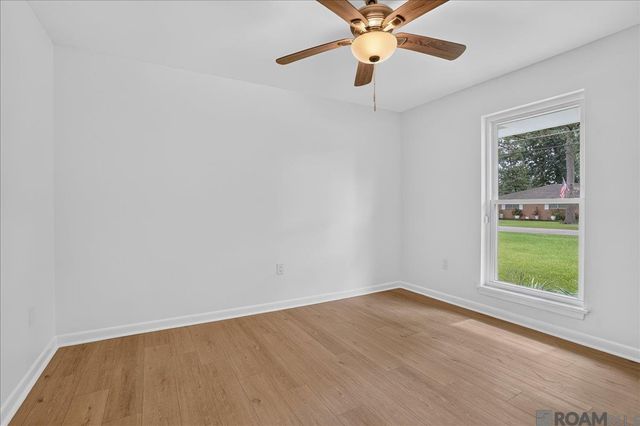 206 Alello Dr, Baton Rouge, LA 70806