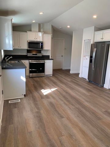 67920 E Palm Canyon Drive 9 Garfi, Cathedral City, CA 92234