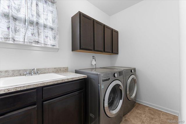 14097 Burlwood Lane, Belleville, MI 48111