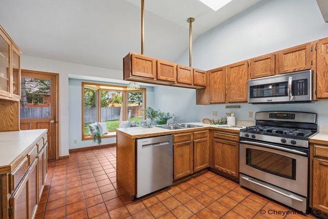 916 LAREDO CT, Cheyenne, WY 82009