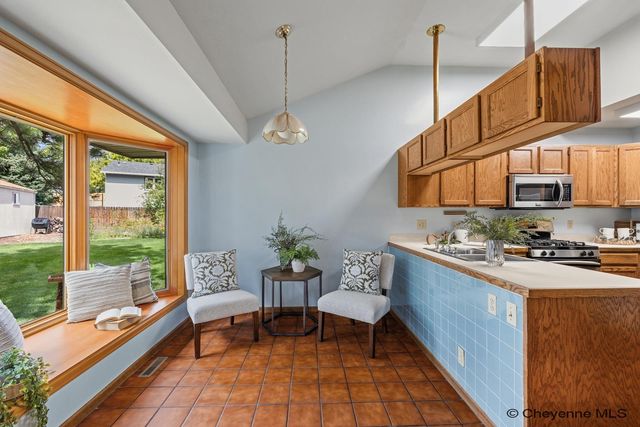 916 LAREDO CT, Cheyenne, WY 82009