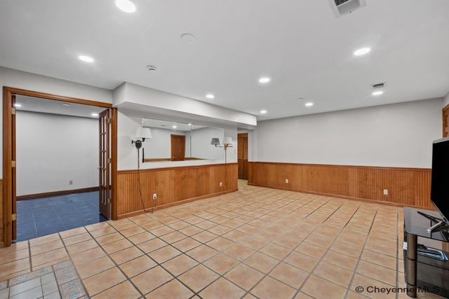 916 LAREDO CT, Cheyenne, WY 82009