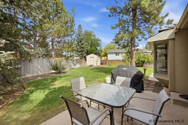 916 LAREDO CT, Cheyenne, WY 82009