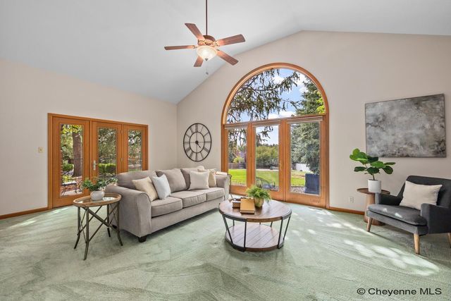 916 LAREDO CT, Cheyenne, WY 82009