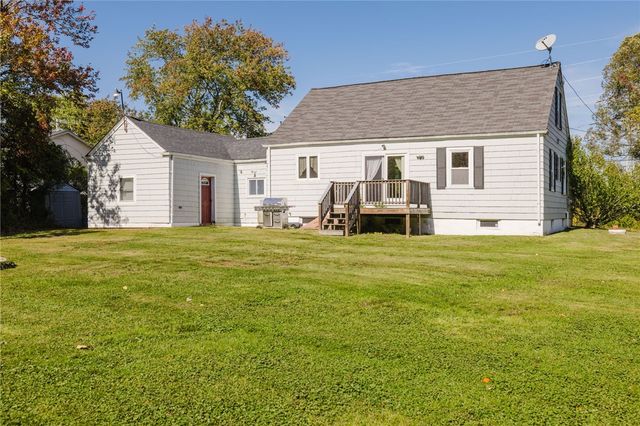 495 Hooper Street, Tiverton, RI 02878
