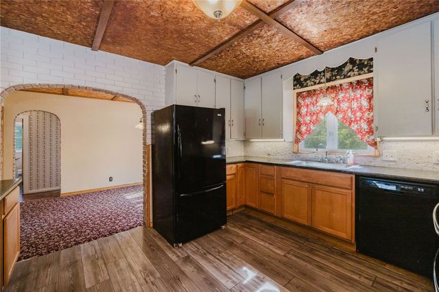 495 Hooper Street, Tiverton, RI 02878