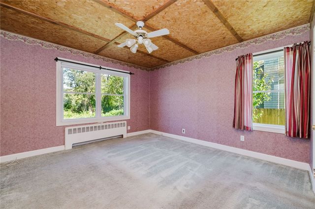 495 Hooper Street, Tiverton, RI 02878