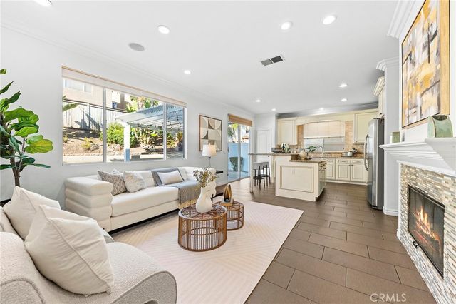 33 Lazurite, Rancho Santa Margarita, CA 92688
