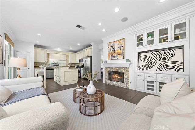 33 Lazurite, Rancho Santa Margarita, CA 92688