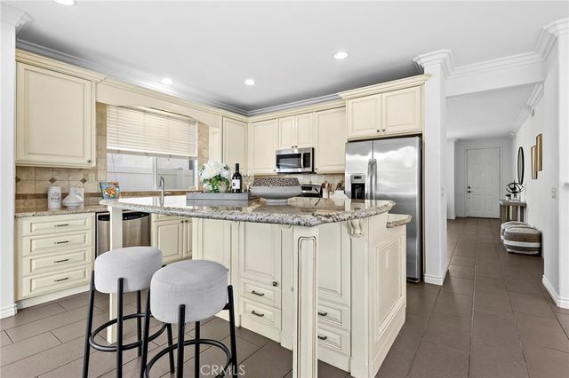33 Lazurite, Rancho Santa Margarita, CA 92688