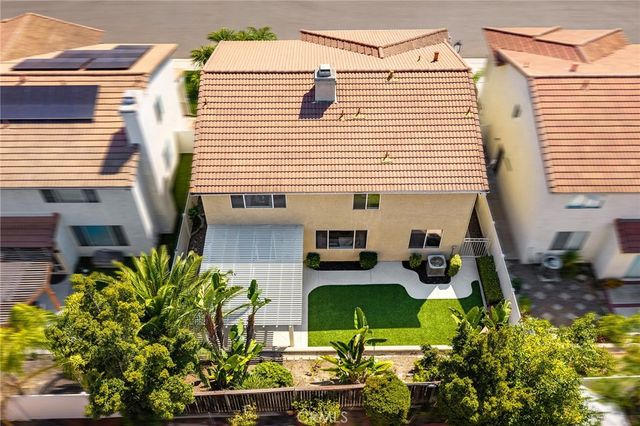 33 Lazurite, Rancho Santa Margarita, CA 92688