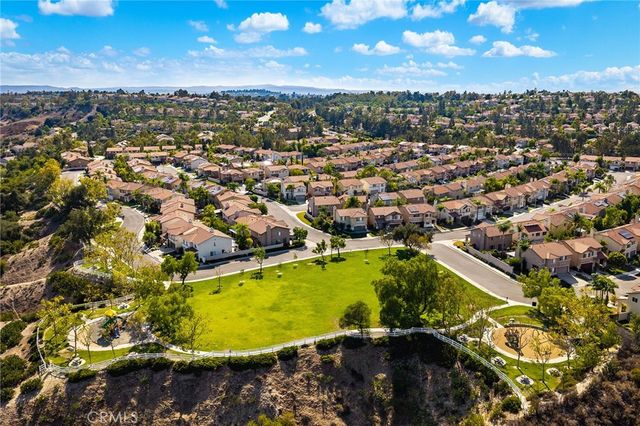 33 Lazurite, Rancho Santa Margarita, CA 92688