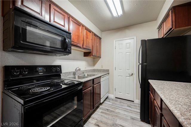 2606 South Durango Drive 152, Las Vegas, NV 89117