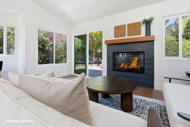 630 Poinsettia Park North, Encinitas, CA 92024