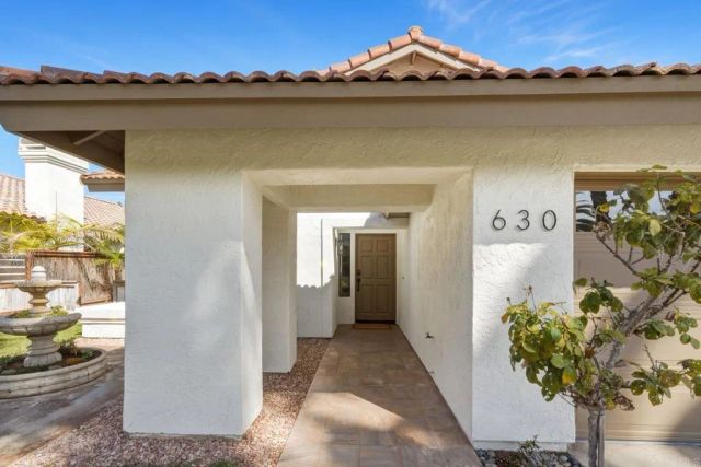 630 Poinsettia Park North, Encinitas, CA 92024
