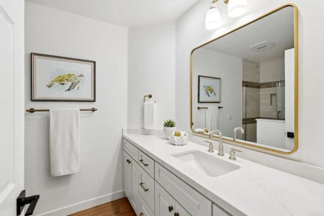 630 Poinsettia Park North, Encinitas, CA 92024