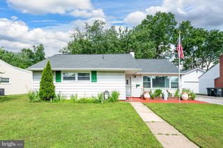 7 GAINOR RD, New Castle, DE 19720
