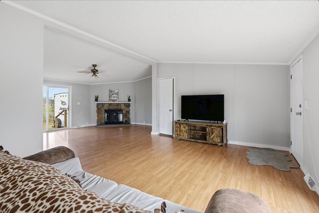 395 CHARLOTTE DR, Oakland, TN 38060