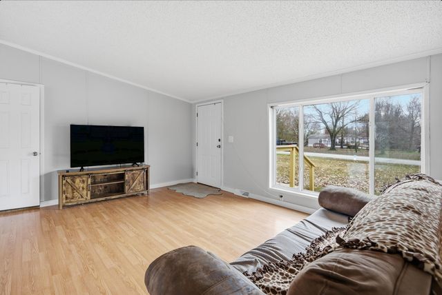 395 CHARLOTTE DR, Oakland, TN 38060