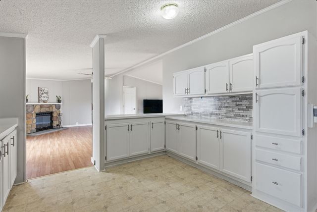 395 CHARLOTTE DR, Oakland, TN 38060