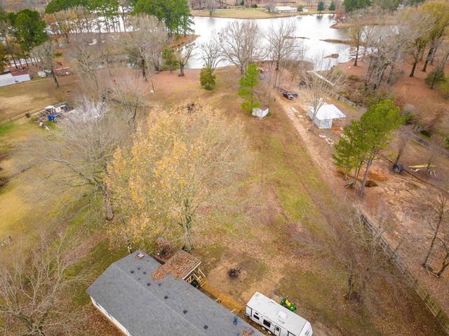 395 CHARLOTTE DR, Oakland, TN 38060