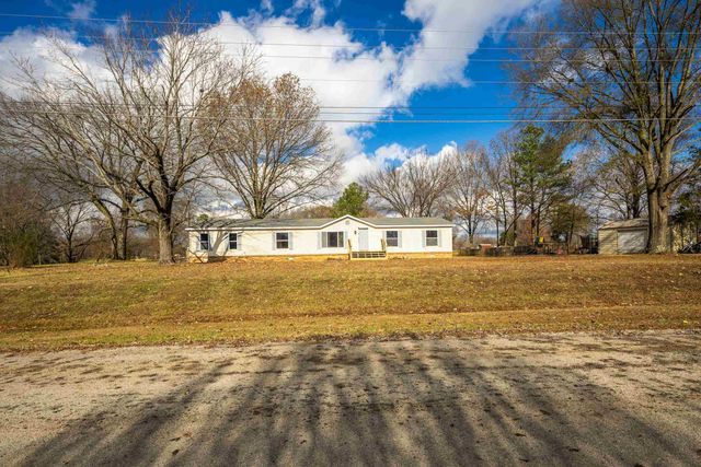 395 CHARLOTTE DR, Oakland, TN 38060