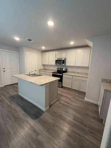 501 Hines Street A, Willis, TX 77378