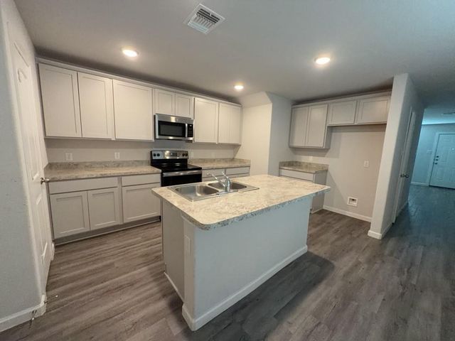 501 Hines Street A, Willis, TX 77378