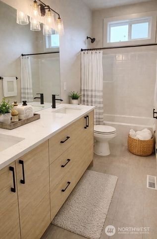 15227 51St Avenue S, Tukwila, WA 98188