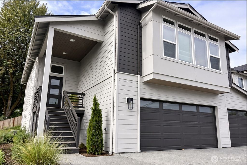 15227 51St Avenue S, Tukwila, WA 98188