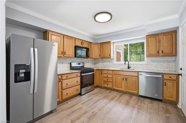 609 Cunningham RD, Virginia Beach, VA 23462