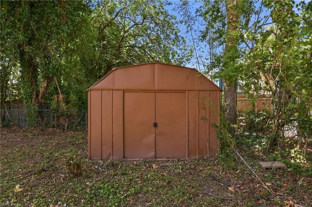 609 Cunningham RD, Virginia Beach, VA 23462