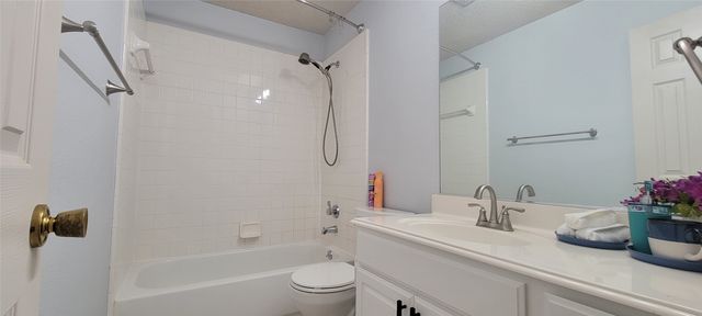 2717 Creek Crossing Road, Mesquite, TX 75181