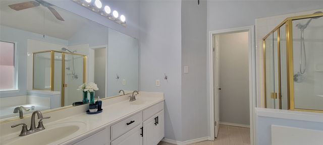 2717 Creek Crossing Road, Mesquite, TX 75181